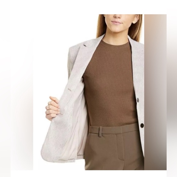 Theory Women's Beige Blazer - Picture 2 of 12